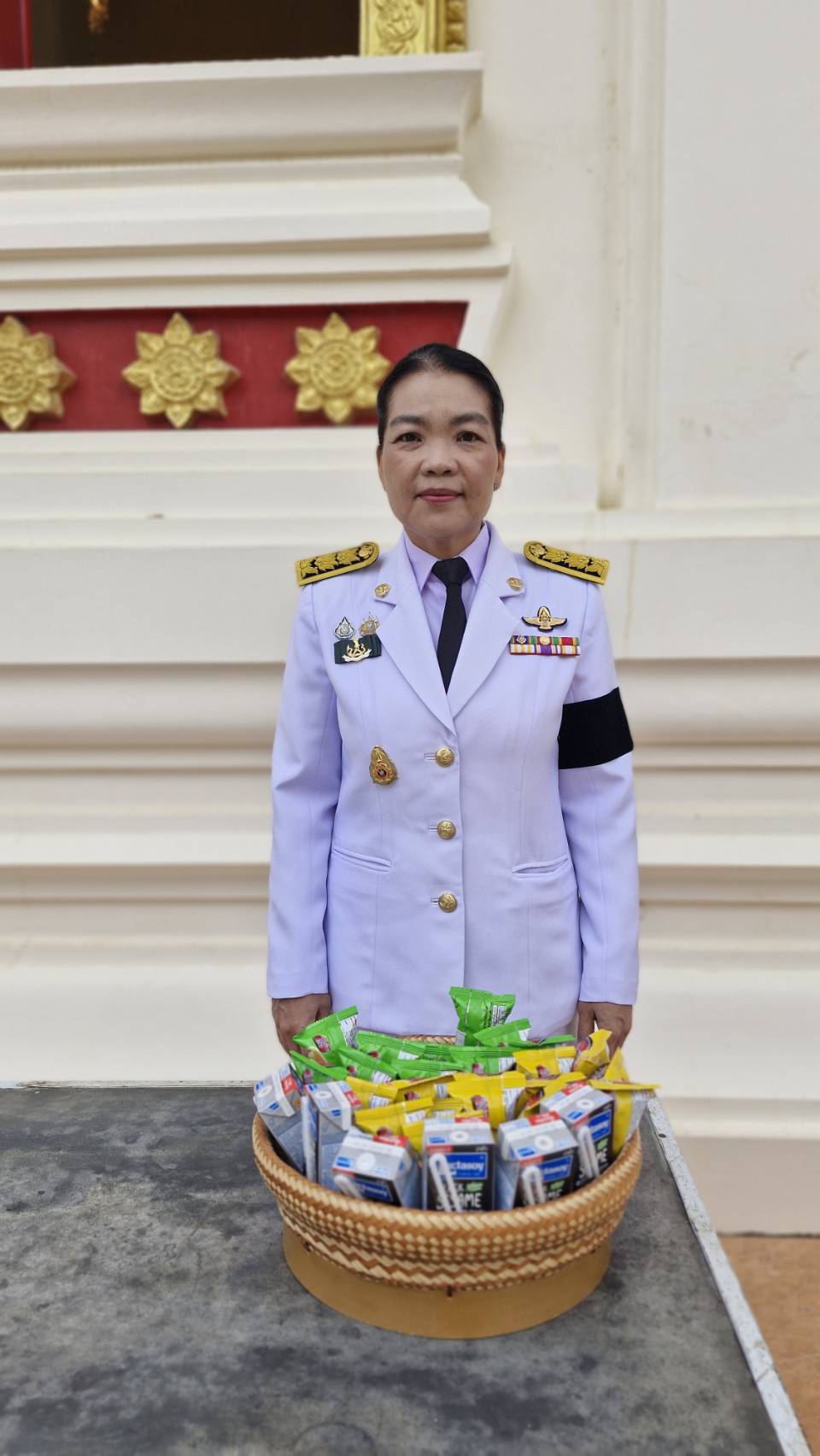 title - ส.ป.ก. ยโสธร ร่วมพิธีทำบุญตักบาตรและพิธีบำเพ็ญกุศล (สัตตมวาร ๗ วัน) เพื่ออุทิศถวายเป็นพระกุศล สมเด็จพระเจ้าลูกเธอ เจ้าฟ้าพัชรกิติยาภา นเรนทิราเทพยวดี กรมหลวงราชสาริณีสิริพัชร มหาวัชรราชธิดา  ณ วัดศรีธรรมาราม (พระอารามหลวง) อำเภอเมืองยโสธร จังหวัดยโสธร